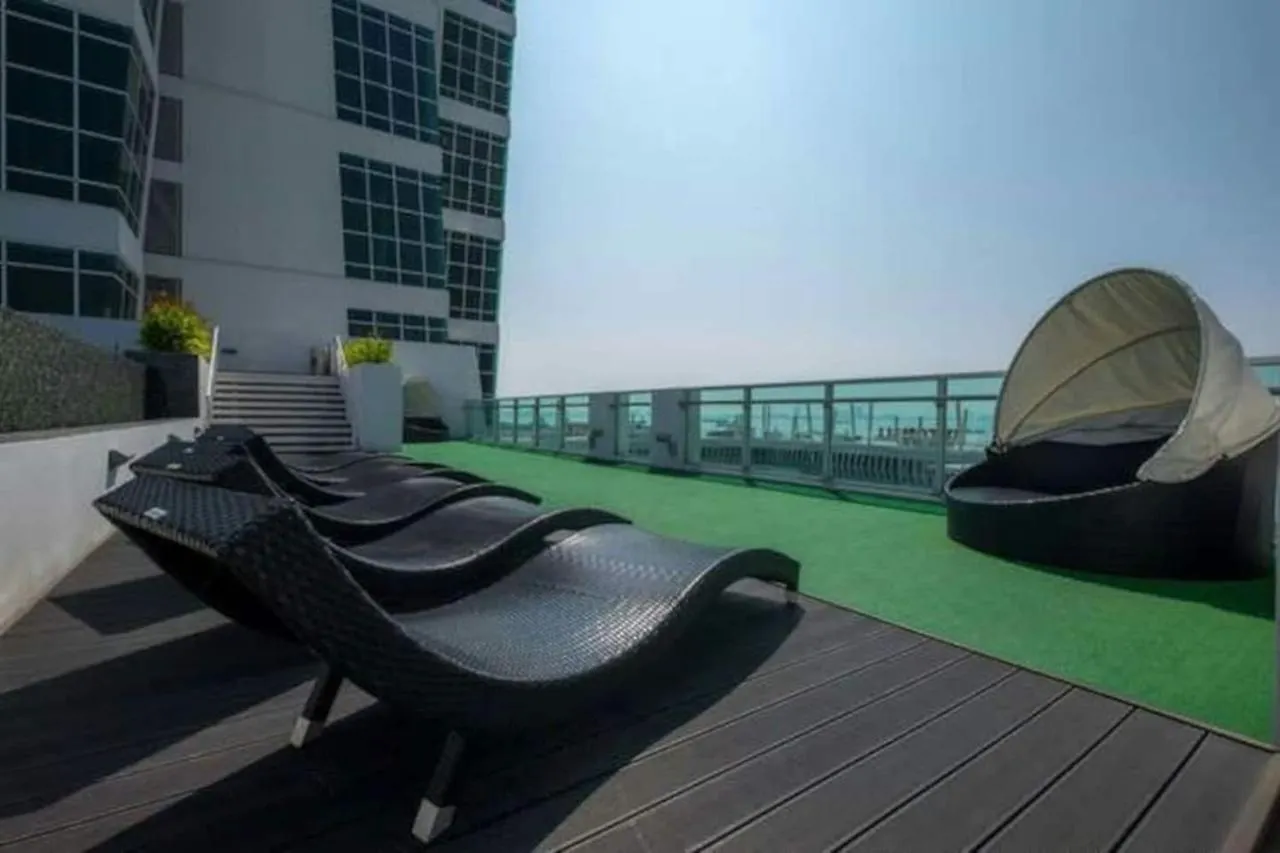 Loft Pano Seaview Suite 2 Bedroom By The Only Bnb Jelutong Apartment